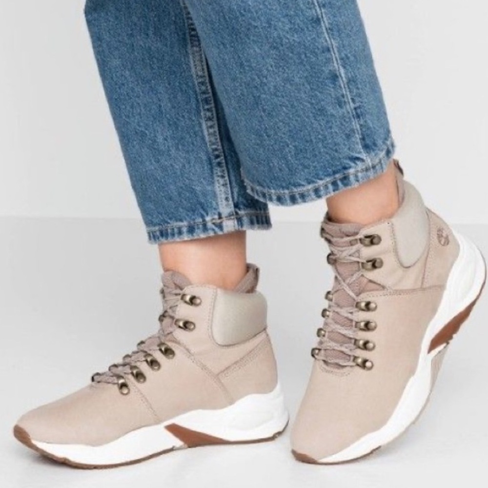 NEW Timberland Women’s Delphiville High Top Sneaker Boots Size 10